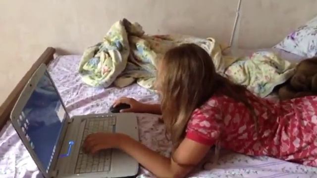 БОЛЕЗНЬ КОМПА смотреть онлайн