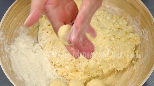 Творожные ПОНЧИКИ! Какая же это вкуснятина! Их любят ВСЕ! смотреть онлайн