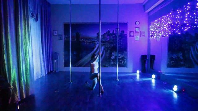 Pole Fly, Инна Брежнева смотреть онлайн