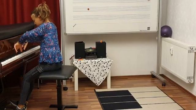 Leona Karpel, E. Grieg, The Dance from Jolster смотреть онлайн