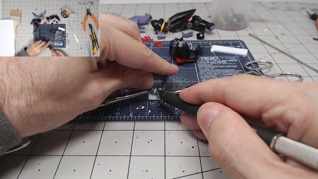 Finding a Way to Start a New Custom Gunpla - MG Blitz Gundam - GK04E02 смотреть онлайн