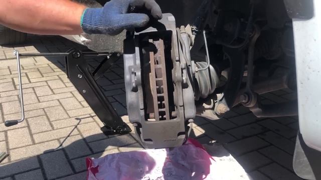 Замена тормозов Audi Q7,Volkswagen Tuareg смотреть онлайн