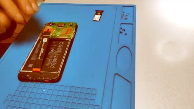 Замена экрана смартфона Honor смотреть онлайн