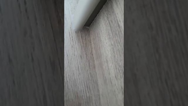 Отделка балкона ламинированными панелями Дуб Платиновый, ламинат Лрофт Керама смотреть онлайн
