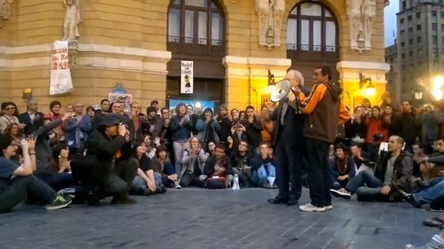 Eduard Punset en #acampadaBilbao (Arriaga 30-05-2011) смотреть онлайн