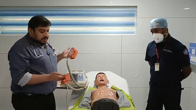 How to use Defibrillator for undergraduates смотреть онлайн