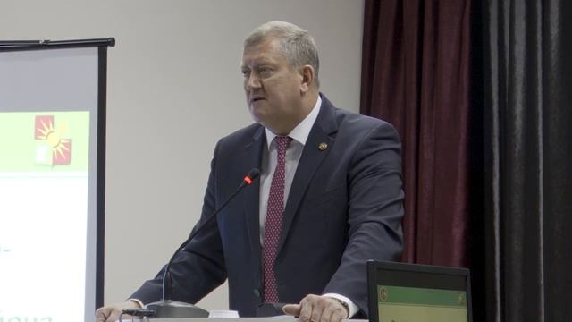 Глава района встретился с коллективом ООО "Аккурайд Уилз Руссиа" смотреть онлайн