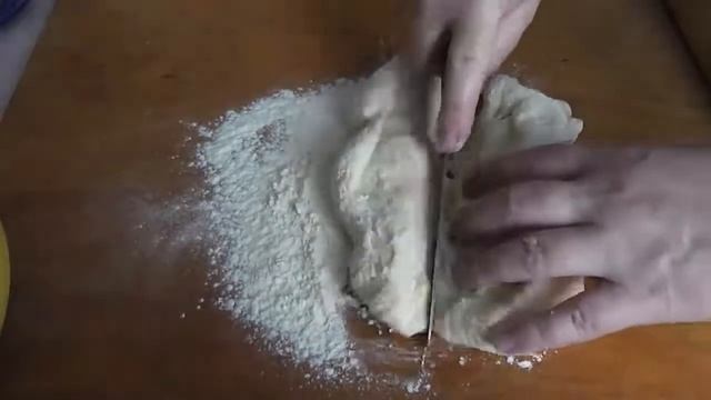 Колбаска с Сыром в Тесте и Пирожки, испеченные в духовке смотреть онлайн