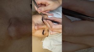 Постановка рук при наращивании ресниц