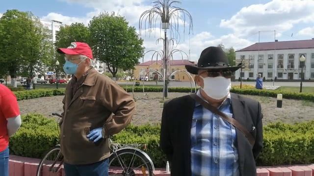 Кармленне галубоў Светлагорск 3/ Кормление голубей Светлогорск 3 смотреть онлайн