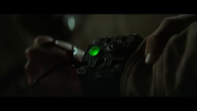 В 2067 люди получили послание из будущего, гласившее: "Пришлите Итана Уайта". смотреть онлайн