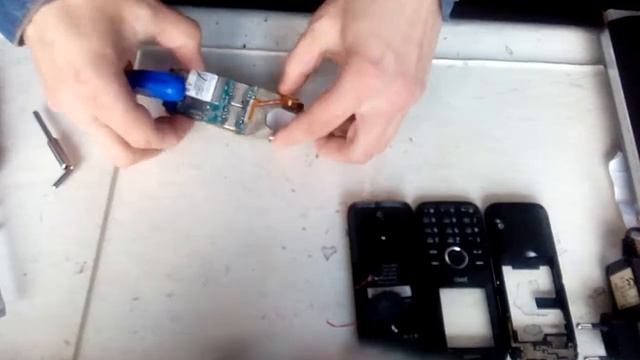 Jinga F100 - что внутри сотового телефона. Быстрая разборка не с целью ремонта смотреть онлайн