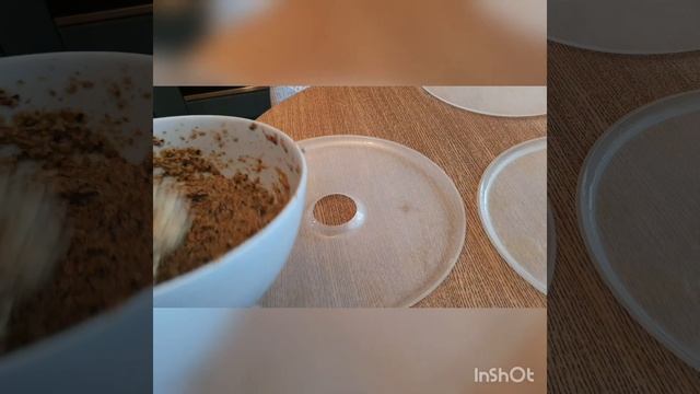 Флаксы из помидор, льняной, конопляной муки и семечек! смотреть онлайн