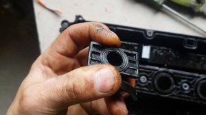 Убираем дикий жор масла Опель Астра Н. Замена клапана картерных газов