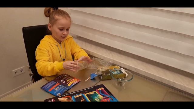 набор опытов ХимикON. Опыт 1 "кристалл" смотреть онлайн