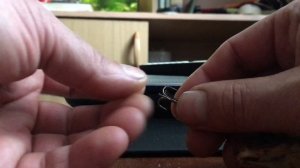 Как насадить живца через жабры с тройником.