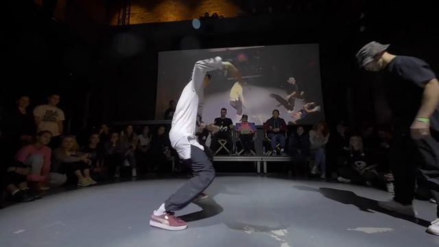 Пирог Хип-Хопа Vs. JAMAL(WIN) - 1/8 - PRO - Each 1 Teach 1 DANCE BATTLE 2017