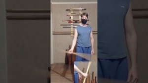 Вращение палки одной рукой проворотом через кисть. Жонглирование