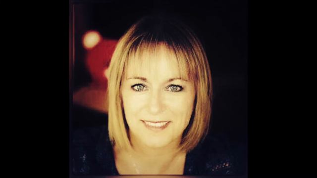 CAROLYN LOTHIAN - 'Lately' - Aspire Vocal Coaching - Stevie Wonder Cover Version смотреть онлайн