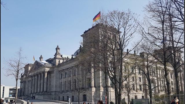 Берлин в апреле 2019, метро, возврат такс-фри смотреть онлайн