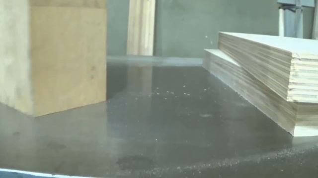 Торцовочная пила Makita LS1019L смотреть онлайн