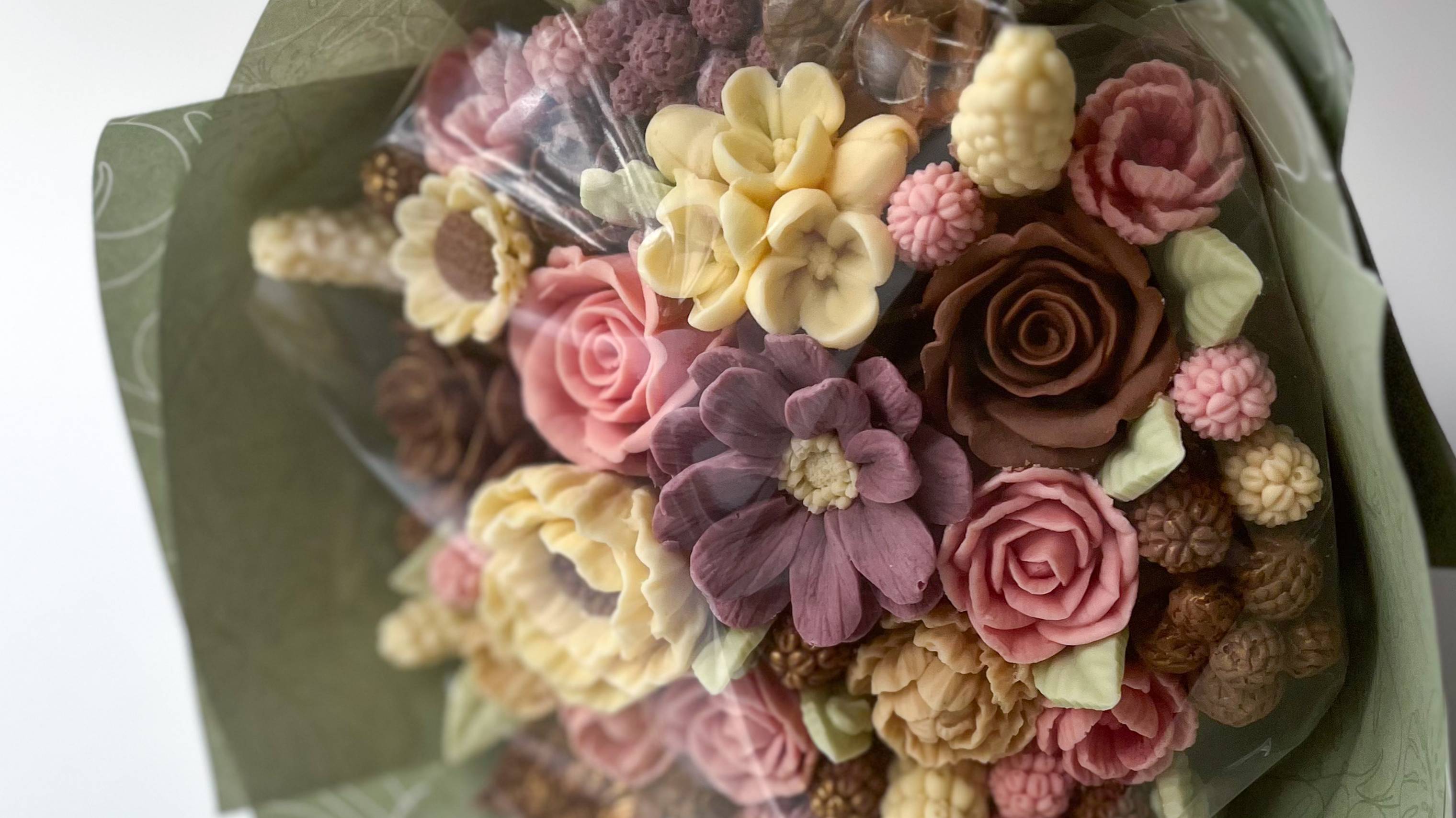 Размеры букета М смотреть онлайн