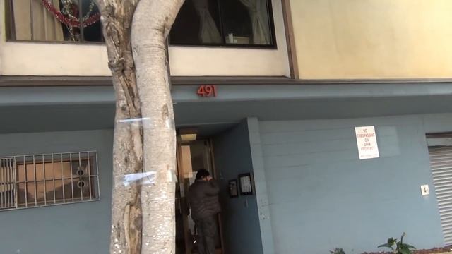 США 914: Социальное жилье в Сан Франциско - одна улица, один дом, один подъезд смотреть онлайн