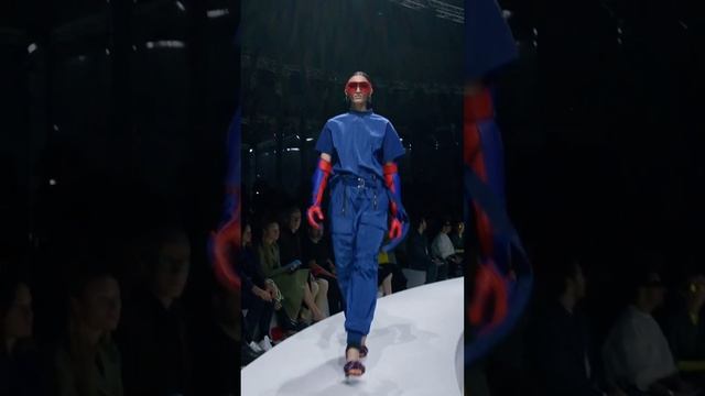 Ferrari - SS 2024 - Milan Fashion Week - Mariacarla Boscono - Irina Shayk смотреть онлайн