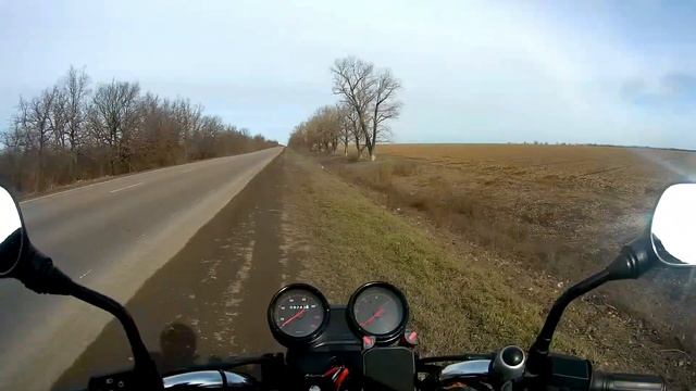 Bajaj Boxer 125. Динамика на трассе. Разогнал трудяжку. смотреть онлайн
