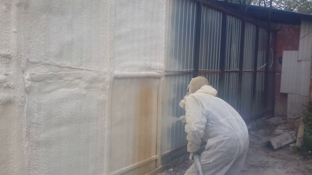 Утепление пенополиуретаном металлического ангара смотреть онлайн