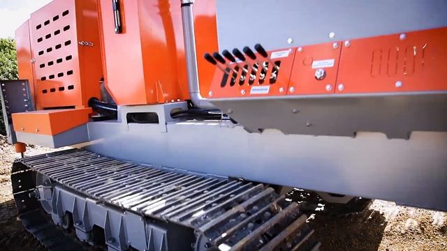 Малогабаритная самоходная буровая установка SBU-105 C погружным пневмоударником