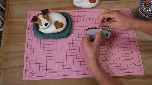 How To Sew A Sleeping Puppy || FREE PATTERN || Full tutorial with Lisa Pay смотреть онлайн