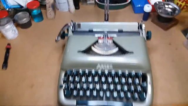 1960 Aztec 500 (Erika) typewriter SUPER CLEAN!! смотреть онлайн