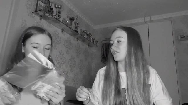 распаковка одежды от DNK Russia смотреть онлайн