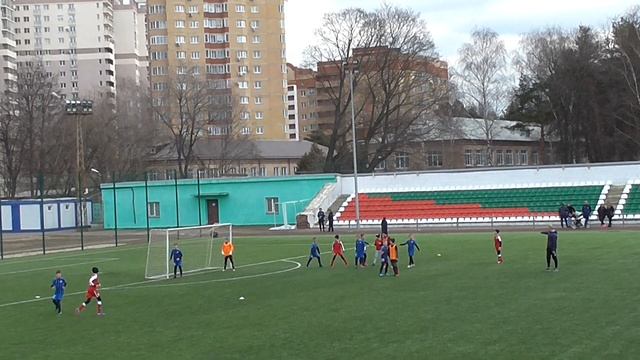 Сатурн Раменское- Звезда Люберцы (2-0) второй тайм посмотрите до конца смотреть онлайн