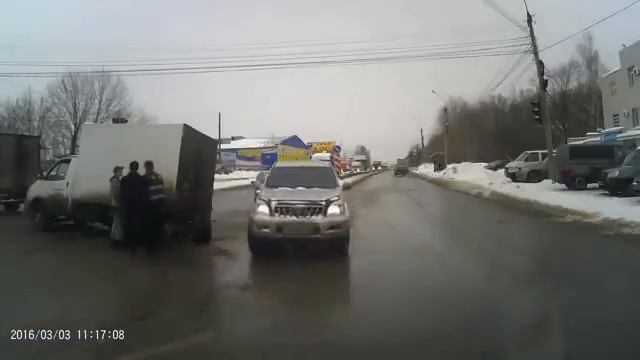 Как хочется остаться. Киров Производственная 28 смотреть онлайн