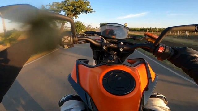 crash or save?! summer wheelie MT09 DUKE890 MT07 смотреть онлайн