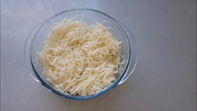 Салат Минутка из свежей Капусты.Витаминный салат из свежей капусты,вкусно,быстро и полезно. смотреть онлайн