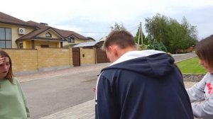 ЗЛОВЕЩАЯ ПОСЫЛКА! Осмелятся ли ребята открыть ее?