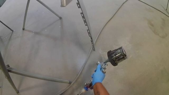 Spraying Metallic with Summit Racing R500 Lvlp spray gun and a small compressor смотреть онлайн