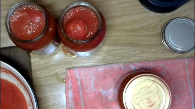 Томаты в собственном соку (Томаты в собственном соку рецепт для автоклава) смотреть онлайн