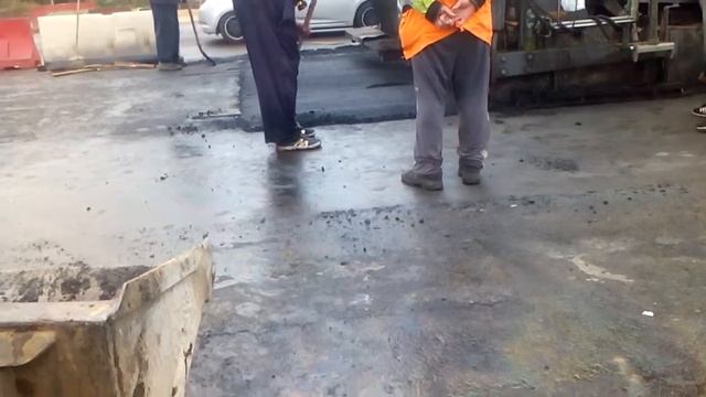 укладка асфальта асфальтоукладчиком +7(916) 346 43-45