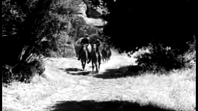 The Durango Kid - The Fighting Frontiersman - Charles Starrett, Smiley Burnette смотреть онлайн