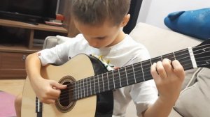 Песня "АЛЁША" на классической гитаре