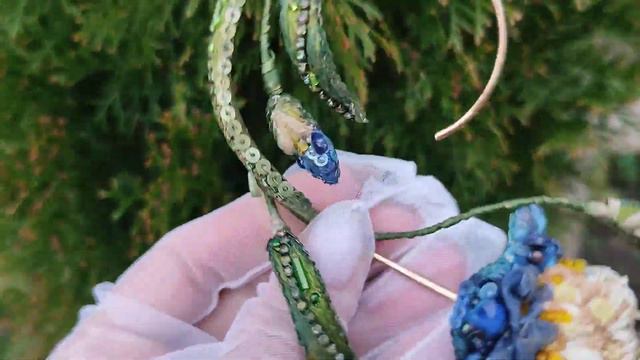 Брошь "Кружение. Ирис". смотреть онлайн