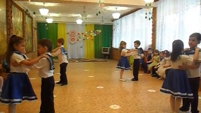 ВЕСЕЛЫЙ ТАНЕЦ РОК-Н-РОЛ смотреть онлайн