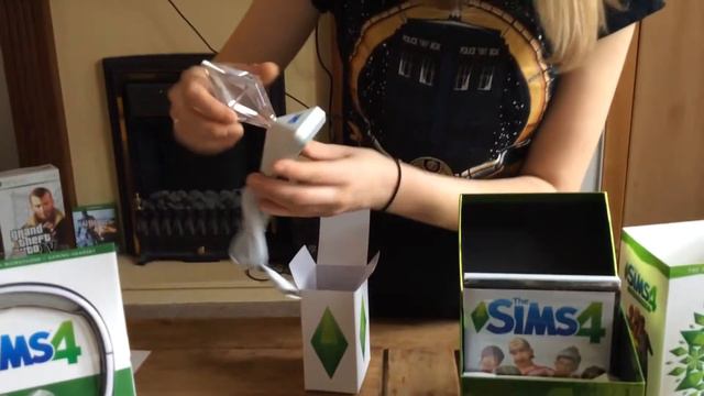 The Sims 4 Collectors Edition Unboxing смотреть онлайн