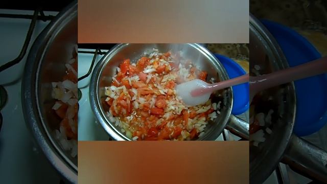 Жареные ПОМИДОРЫ С ЛУКОМ И ЯЙЦОМ. Очень вкусно, нежно, сочно. смотреть онлайн