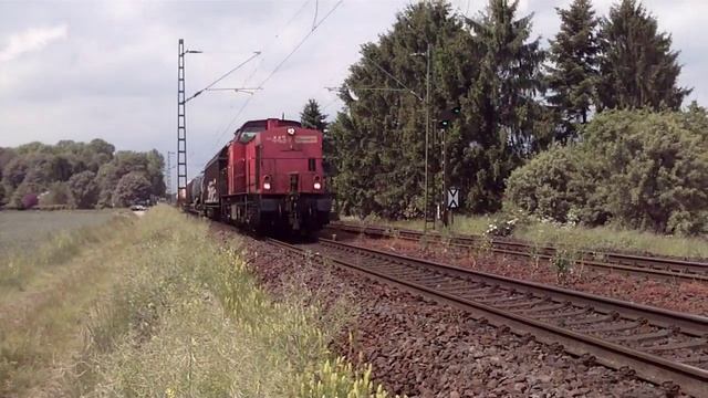 V100 Diesel Locomotive Chemion with Mixed Freight Train at Meerbusch Germany 21.5.2015 смотреть онлайн