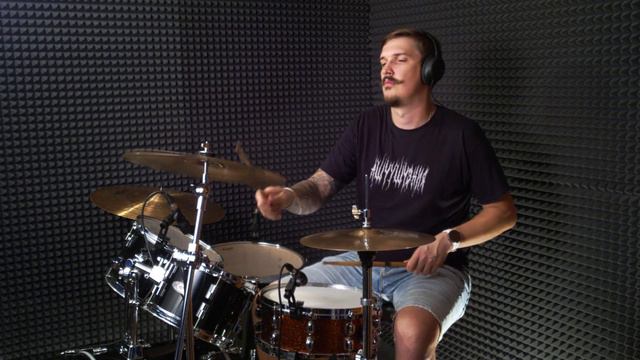 Иван Худяков: Green day - Boulevard of Broken Dreams (drum cover) смотреть онлайн